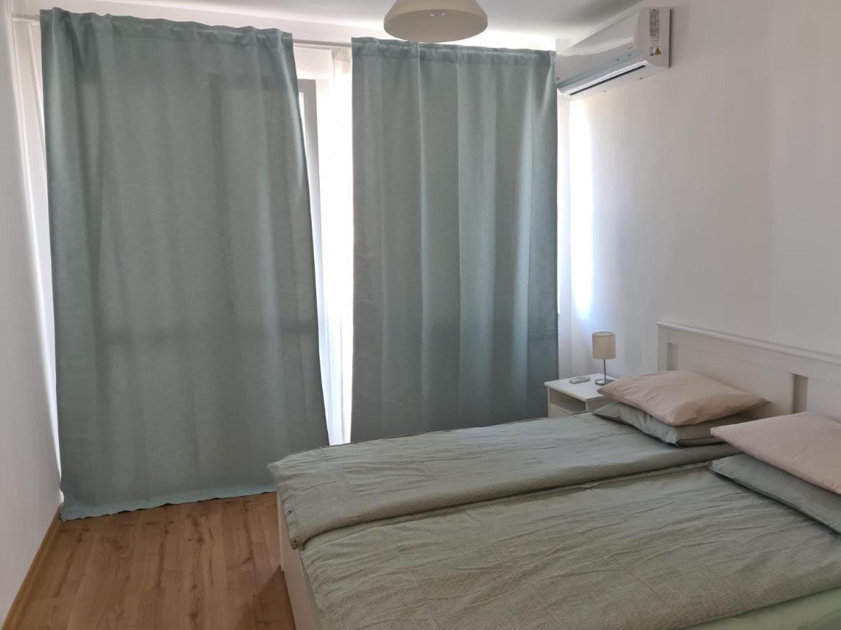 Rene'S Leisure Apartment Bukarest Kültér fotó
